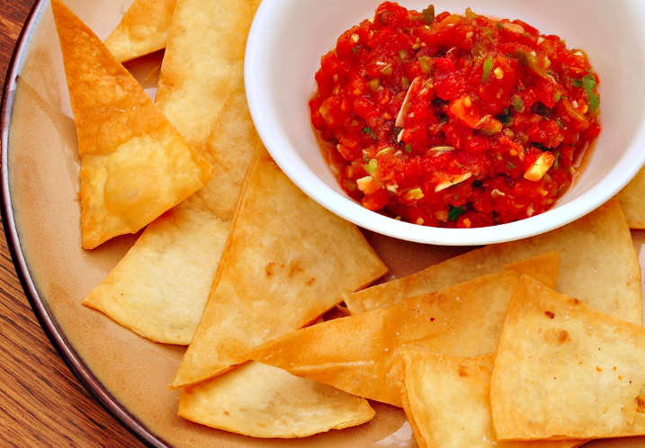 chips & salsa are an economical way to serve food at your wedding reception
